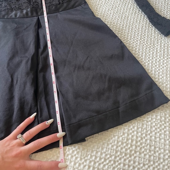 Classy Black Lace Princess Vera Wang Dress - Picture 4 of 8